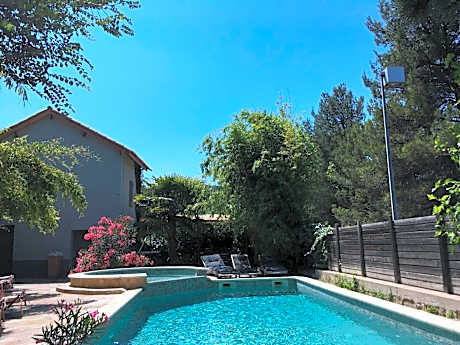 Hôtel la Fête en Provence