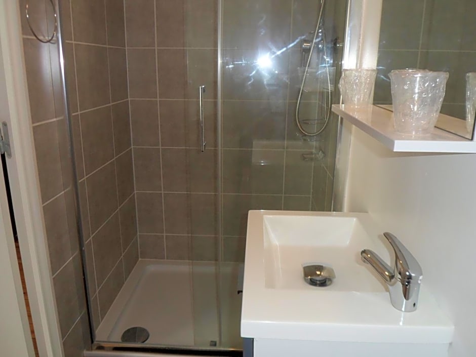 Riverside Bed and Breakfast