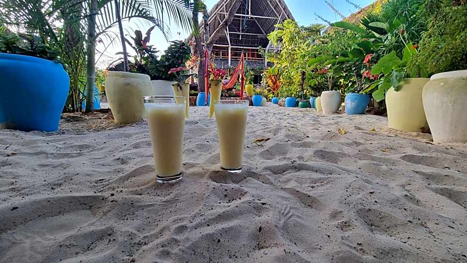 Salama & Mbuyuni Bungalows