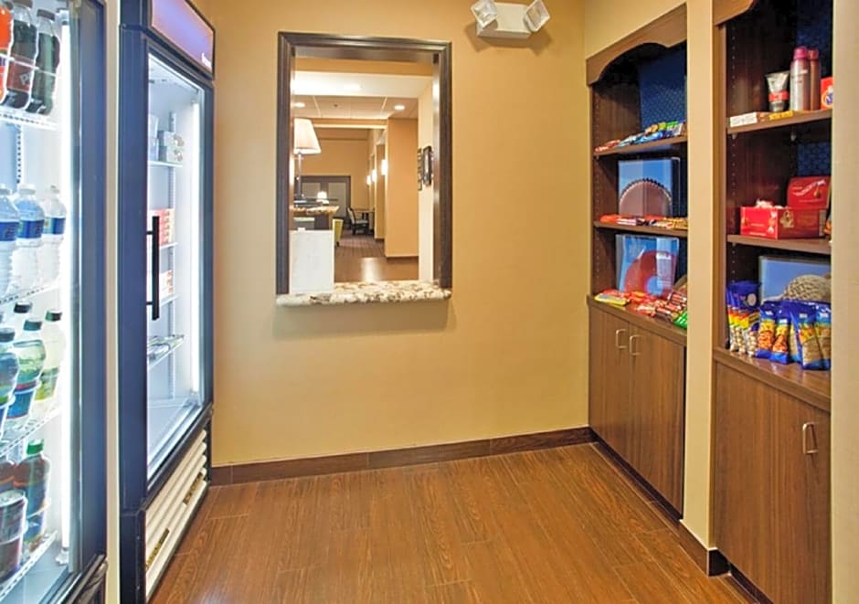 Hampton Inn and Suites St. Cloud