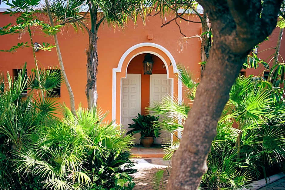 Hotel Madreselva - Grupo Califa