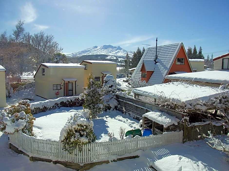 Ossies Motels and Chalets
