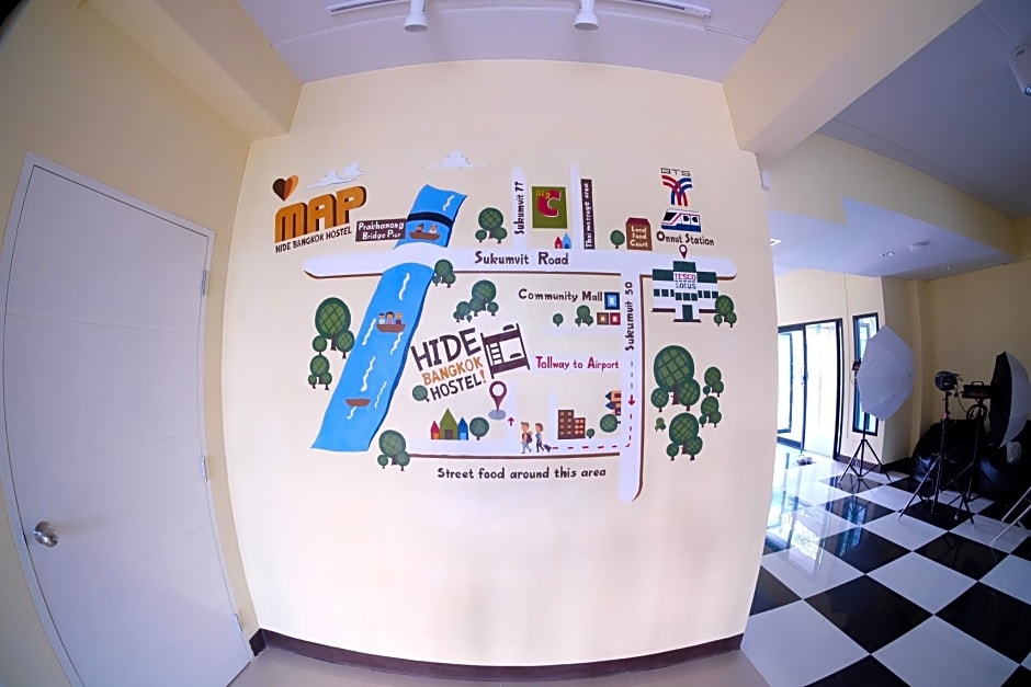 Hide Bangkok Hostel