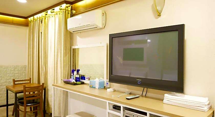 Goodstay Andong Park Hotel