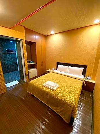 Accessible Double Room - No Window