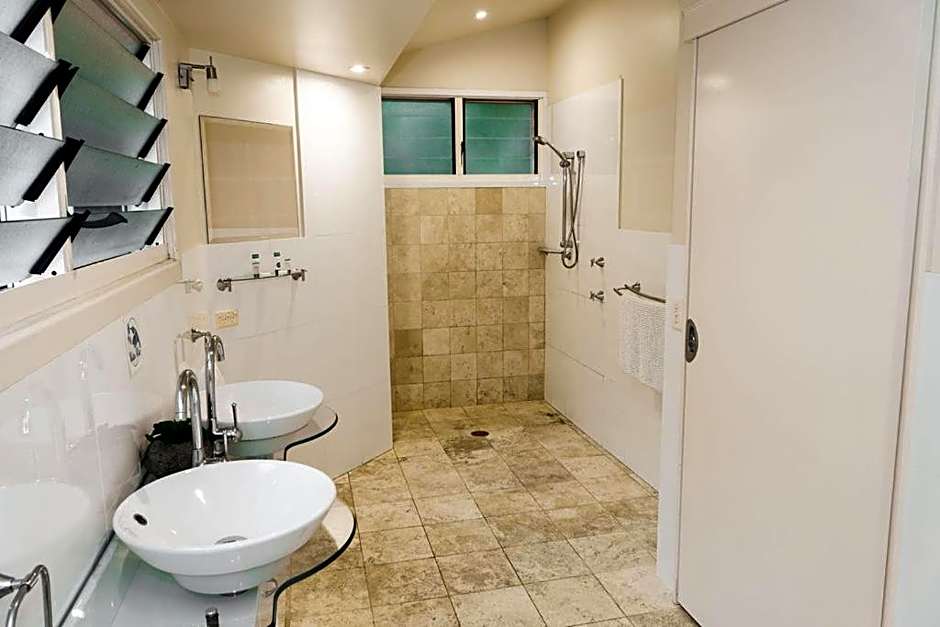 Lake Russell Lakeside Retreat