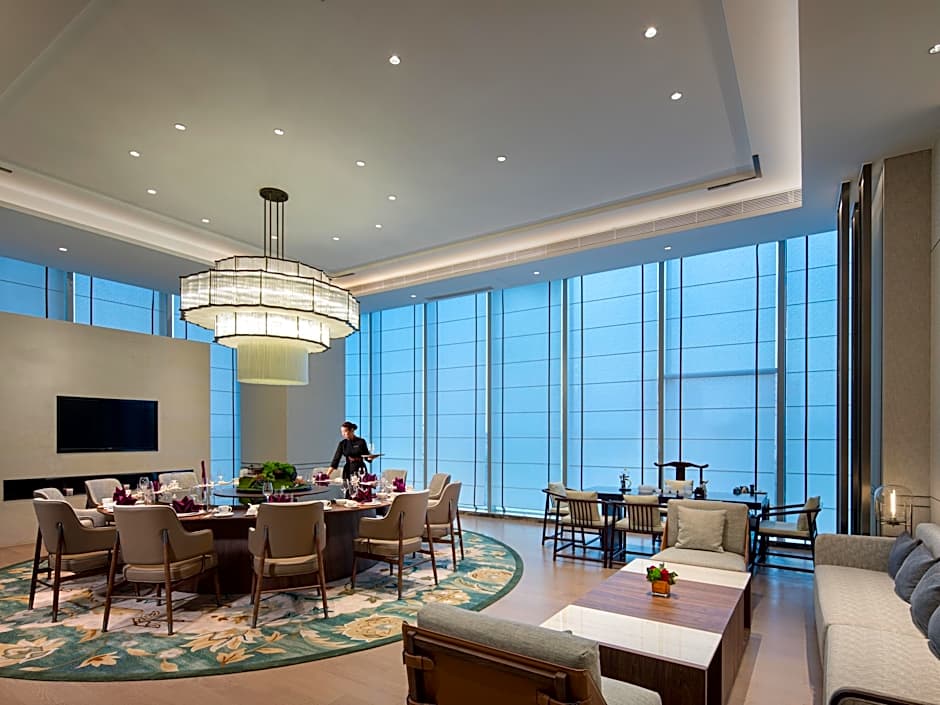 Pullman Huai'an Falcon