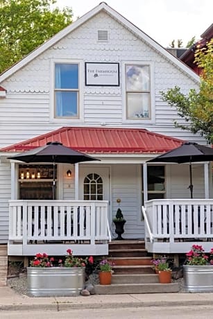 The Farmhouse Inn & Kitchen, 2 blocks from Downtown Whitefish, Montana