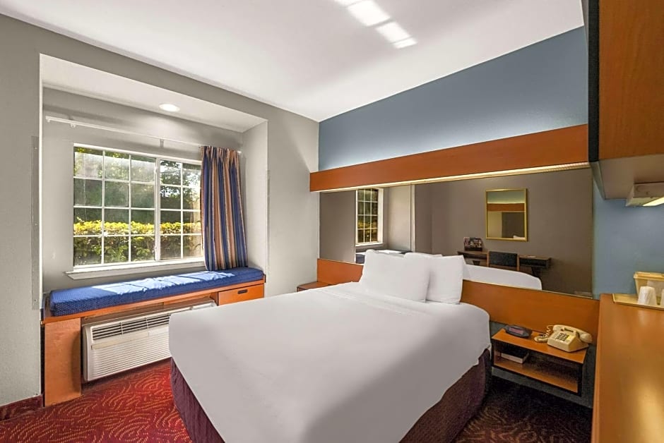 Econo Lodge Inn & Suites Mesquite - Dallas East