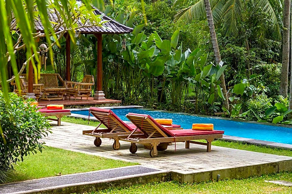 Buah Naga Sari Guest House