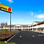 Super 8 by Wyndham Rahway/Newark