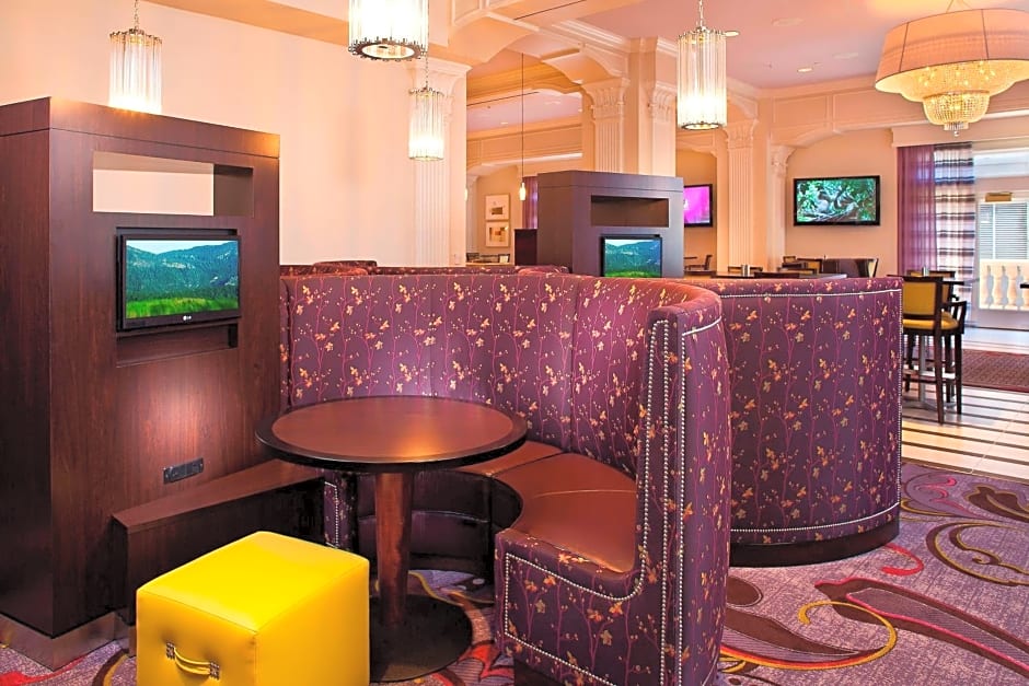 Courtyard by Marriott New Orleans French Quarter/Iberville
