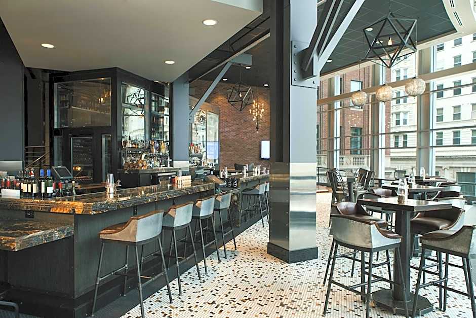Renaissance by Marriott Allentown Hotel