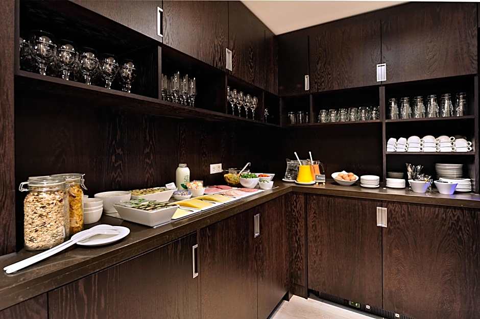 Amsterdam Forest Hotel