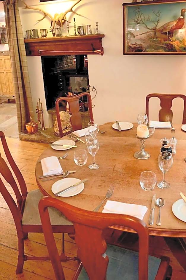 The Lion, Tredington