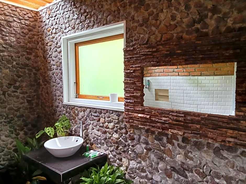 Air Manis Hillside Villa Cafe & Resto