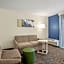 Spark by Hilton Bettendorf Quad Cities