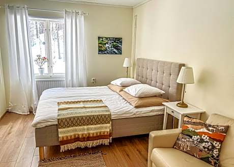 Twin Room with Shared Bathroom