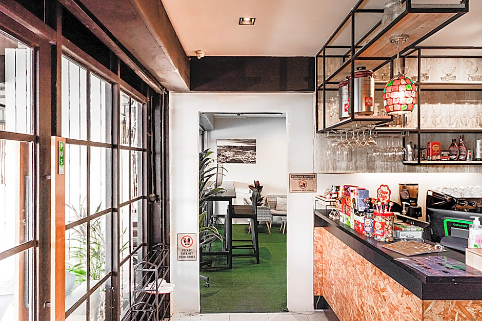 Breakers Hotel Rawai