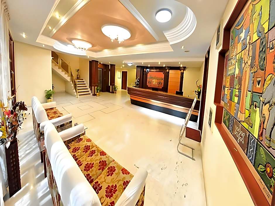 Hotel Gnanam Thanjavur