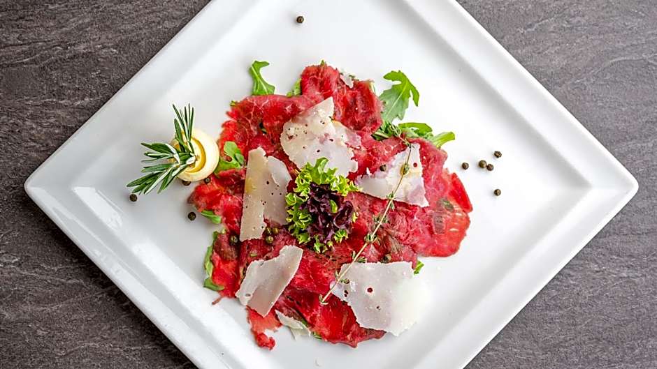 Ramilia Family Apartments Restaurant & Pizzeria