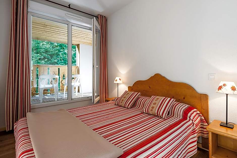 Lagrange Vacances Le Domaine des 100 Lacs