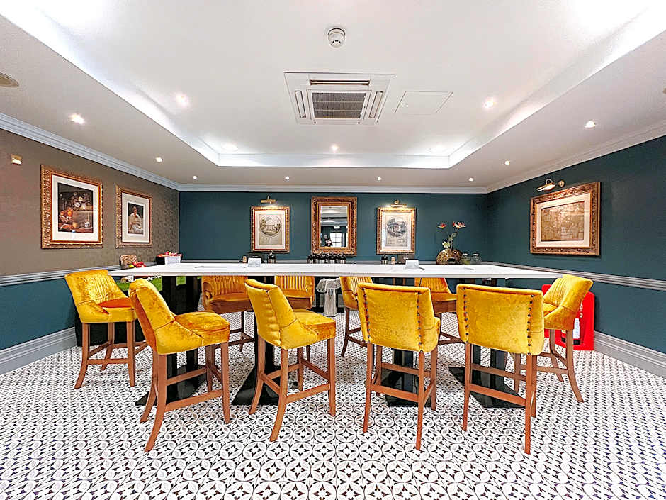 Crowne Plaza East Midlands Airport