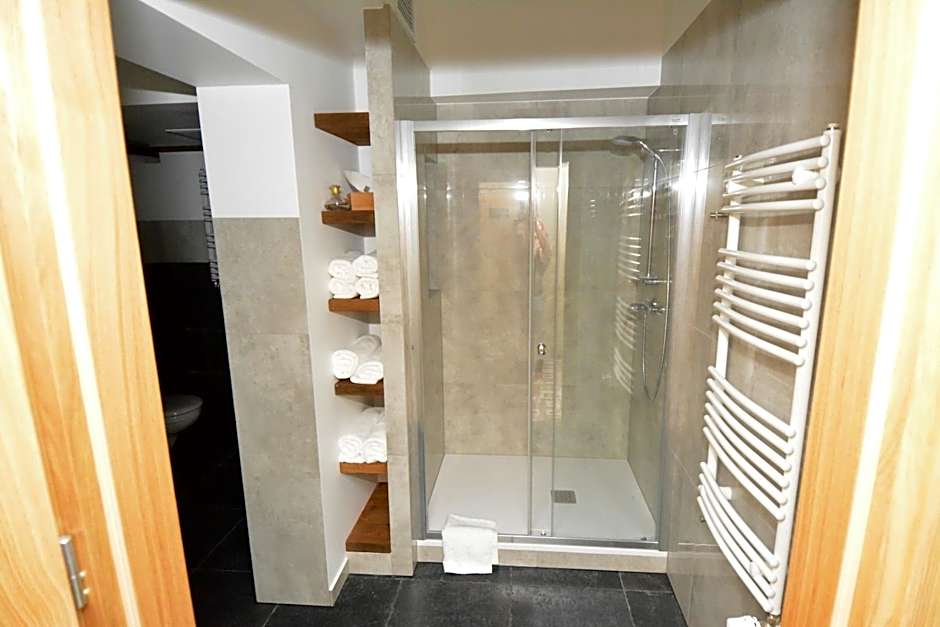 Boutique Provincja Winebar & Rooms