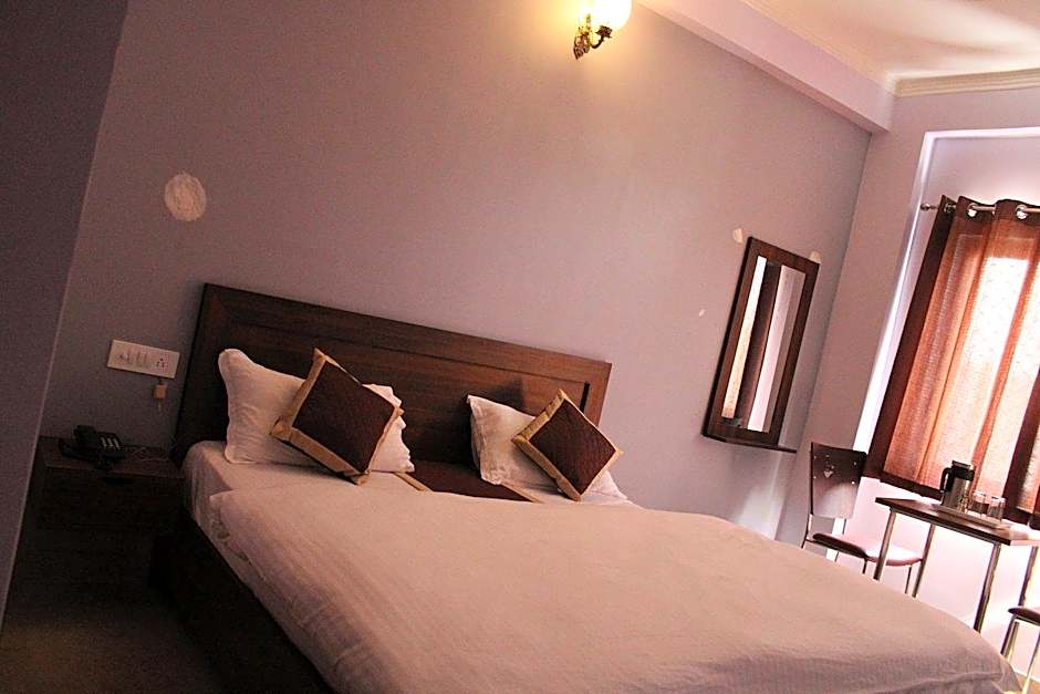 Hotel Pinaki – Haridwar, WV
