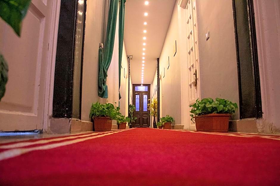 Victory Of Downtown Hotel