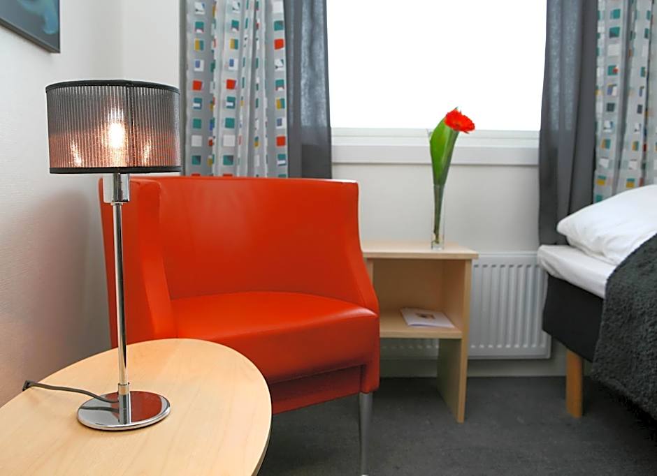 Breidablikk Guesthouse