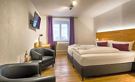 Large Double Room