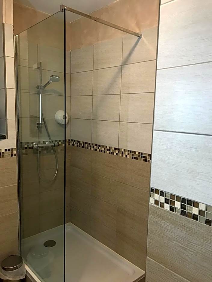 Hotel du Centre - Restaurant le P'tit Gourmet