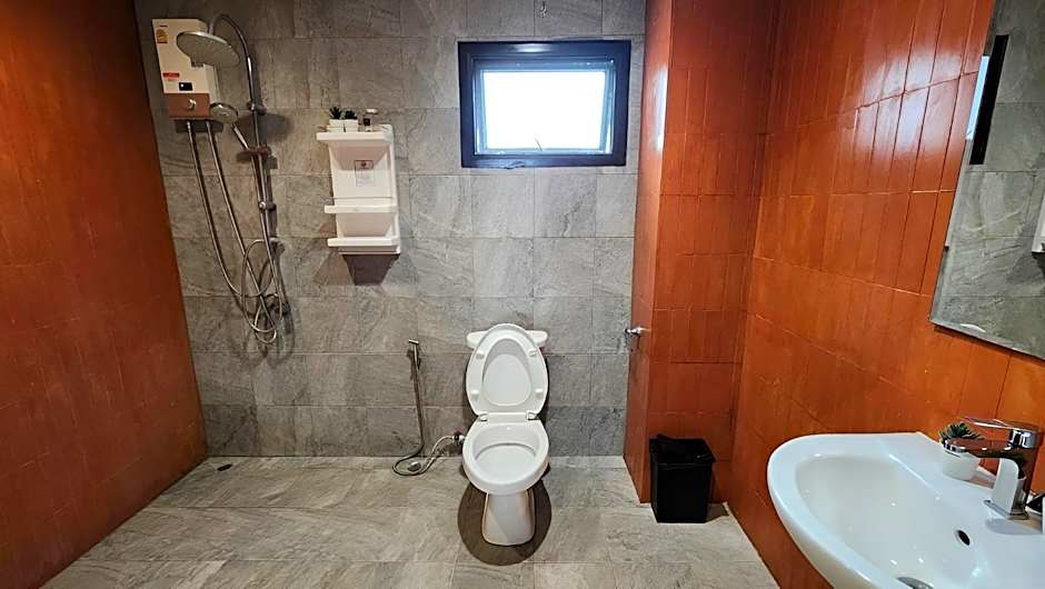 Krung Boutique Hotel