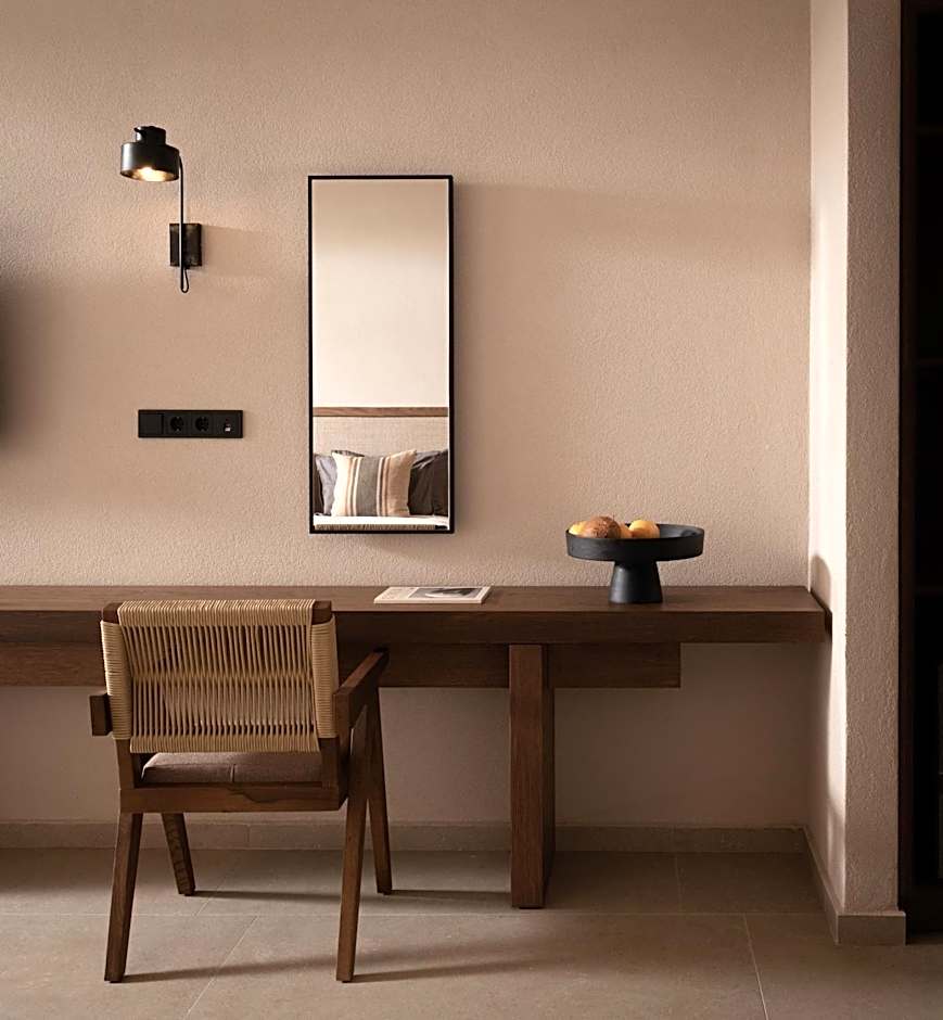 KYMANI Boutique Hotel & Suites