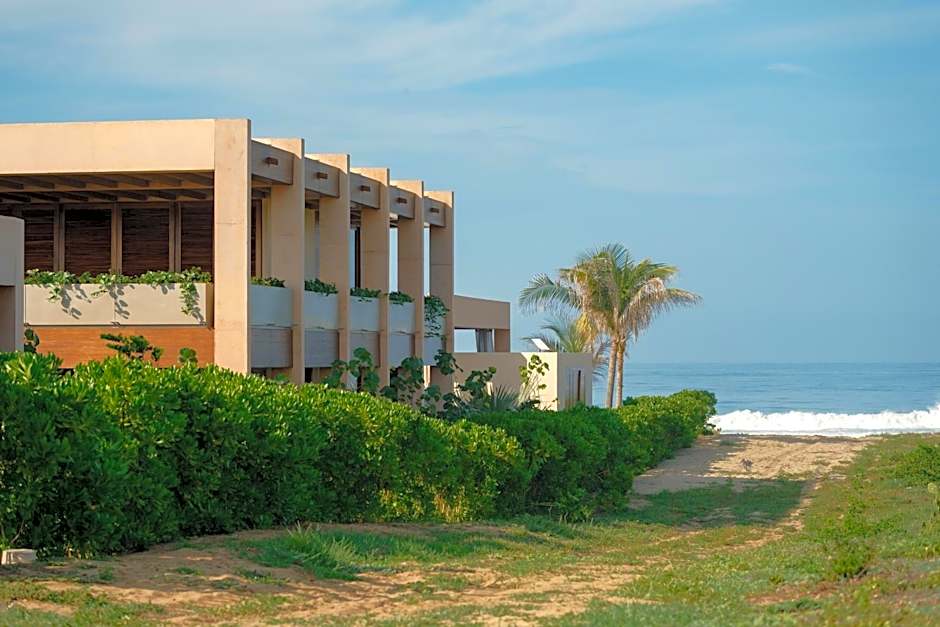 ONTO House Puerto Escondido