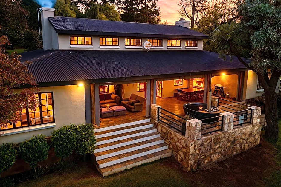 Foto 1 von 50 von Exclusive-Use Farm Trout Dams, Hot Tub & Solar