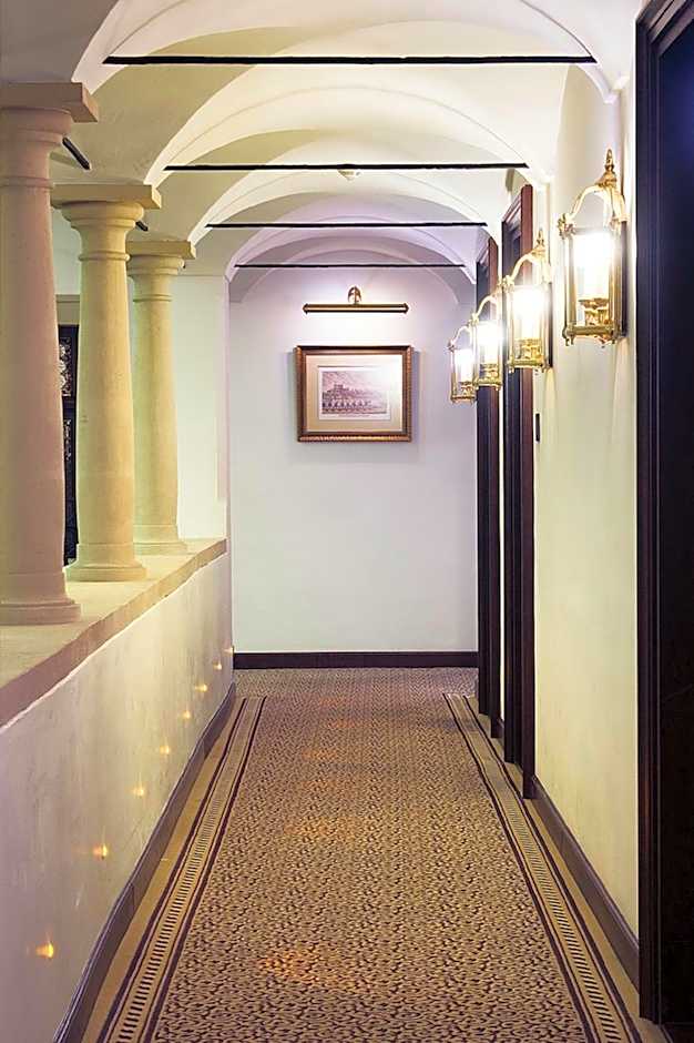 Arcadia Boutique Hotel