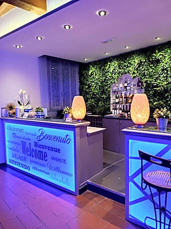 Confidence Hotel Ligabue