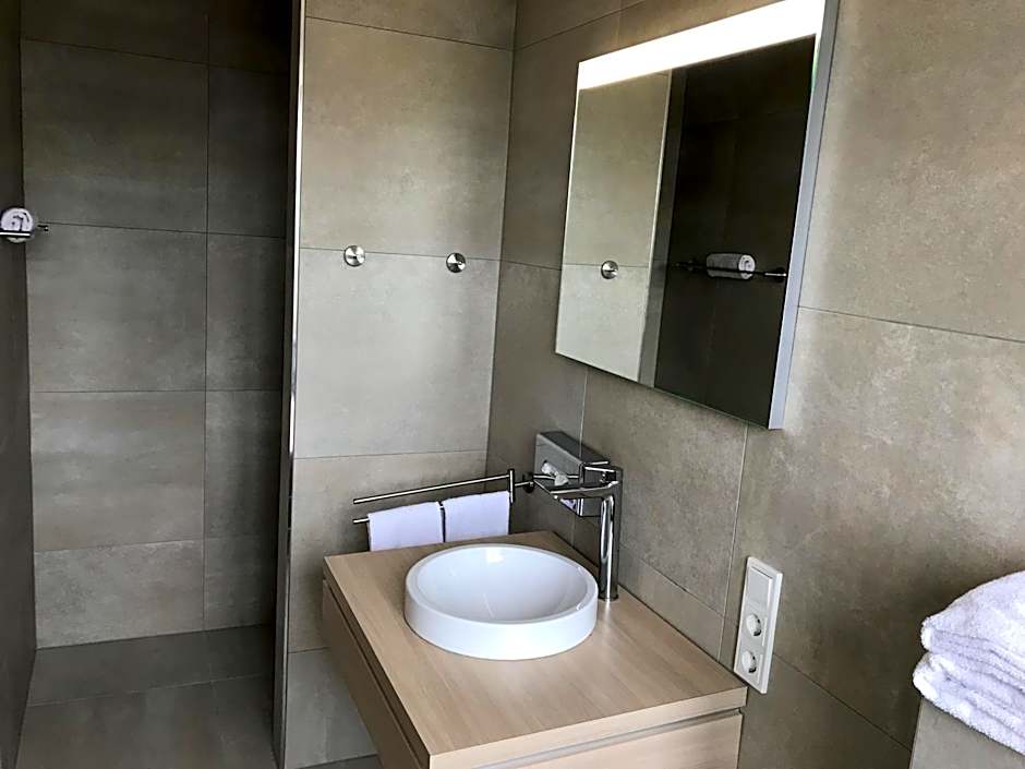 Photo 1 of 3 of Deluxe Apartment