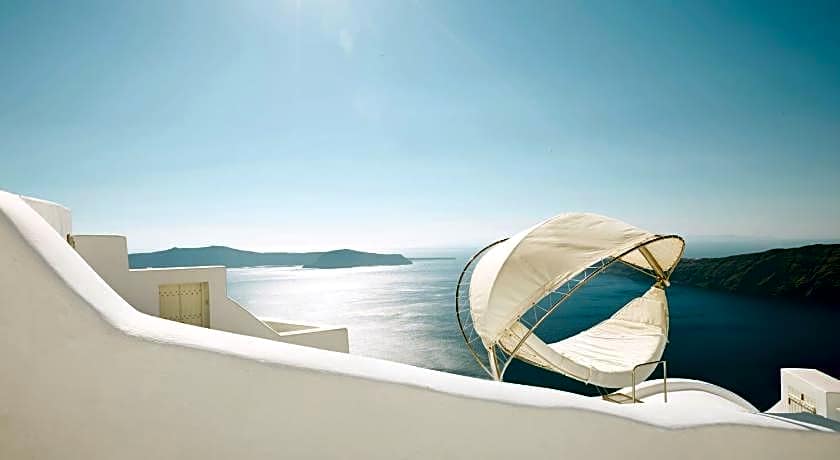 White Santorini Suites & Spa