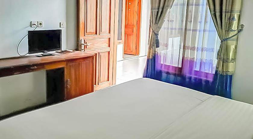 RedDoorz Syariah near Sunrise Park Pangandaran