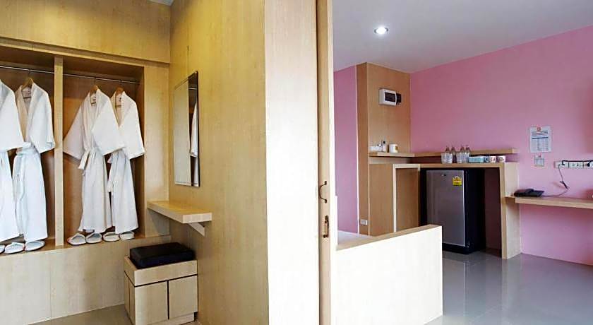 B2 Buriram Boutique and Budget Hotel