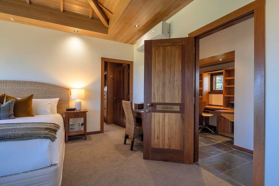Cabot Lodge - Fiordland National Park