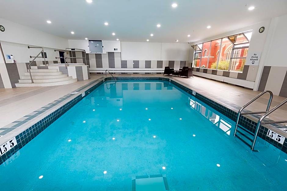 Holiday Inn Express Edmonton Downtown By IHG