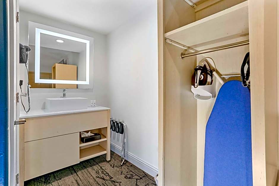 Signature Inn Berkeley