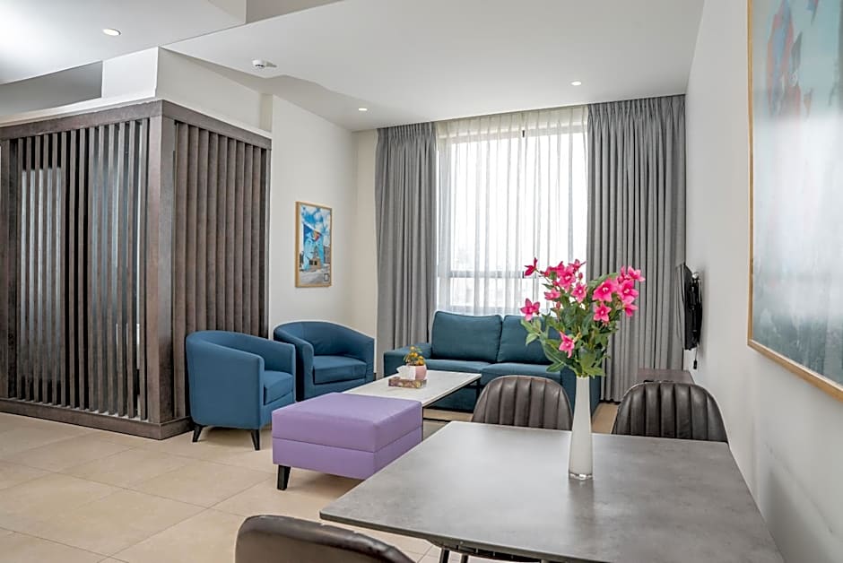 Liv Weibdeh Hotel Suites