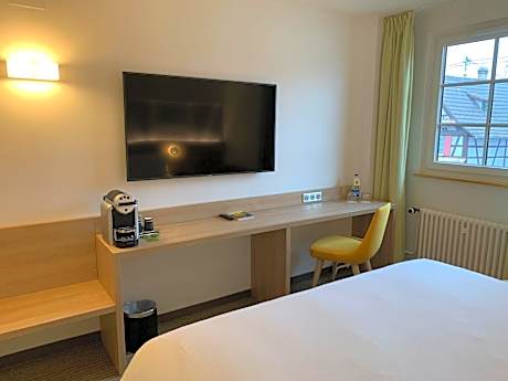 Two Connecting Double Rooms
