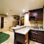 OYO Pinewood Inn & Suites Silsbee