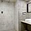 Hawthorn Suites By Wyndham Abuja
